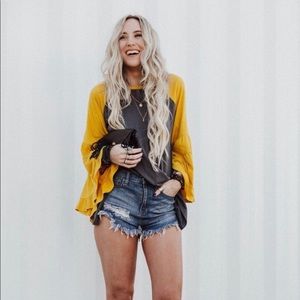 HOME RUN RUFFLE BASEBALL TEE